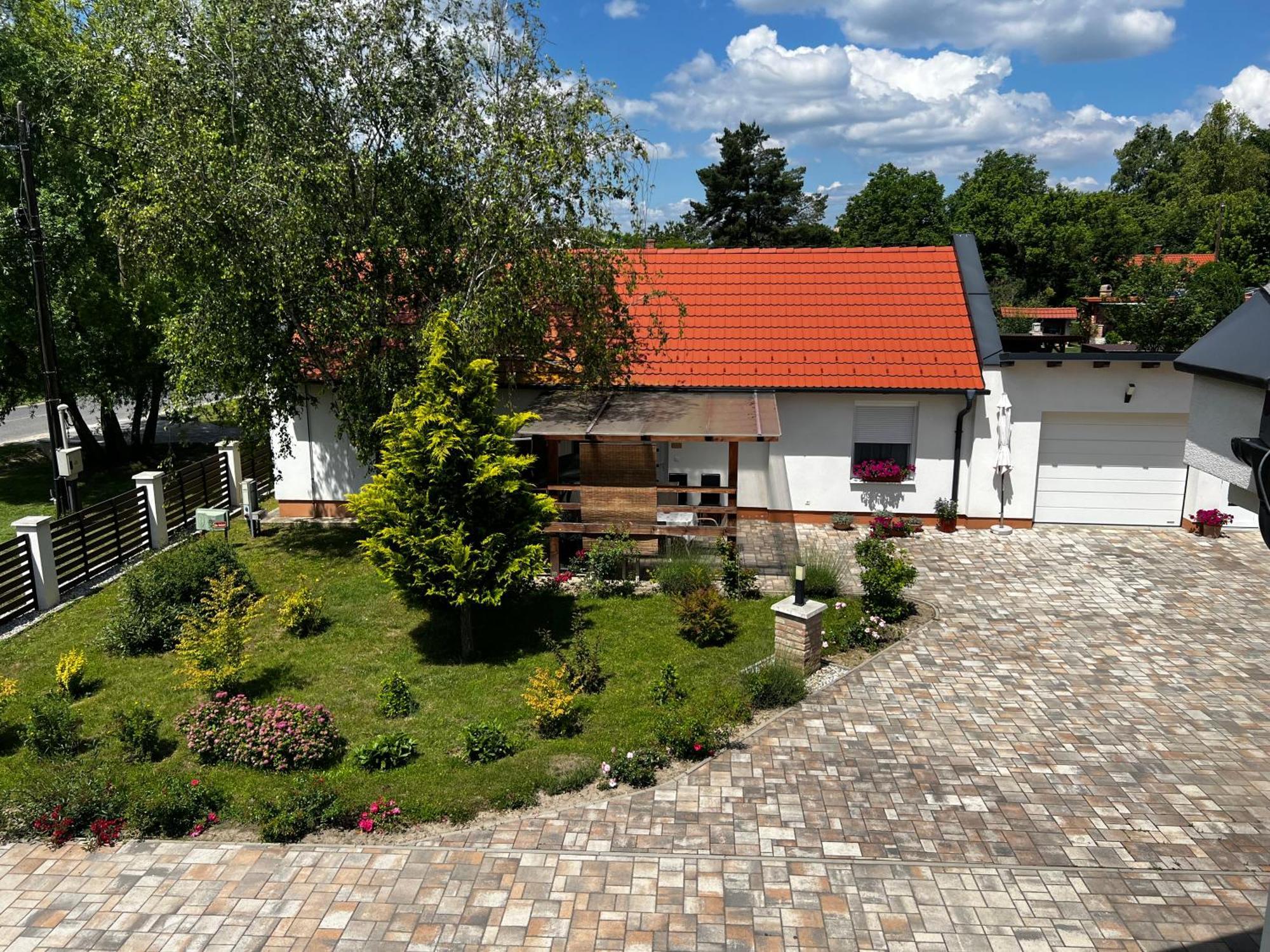Bed and Breakfast Dreko Panzio & Borbisztro Győrújbarát Exteriér fotografie