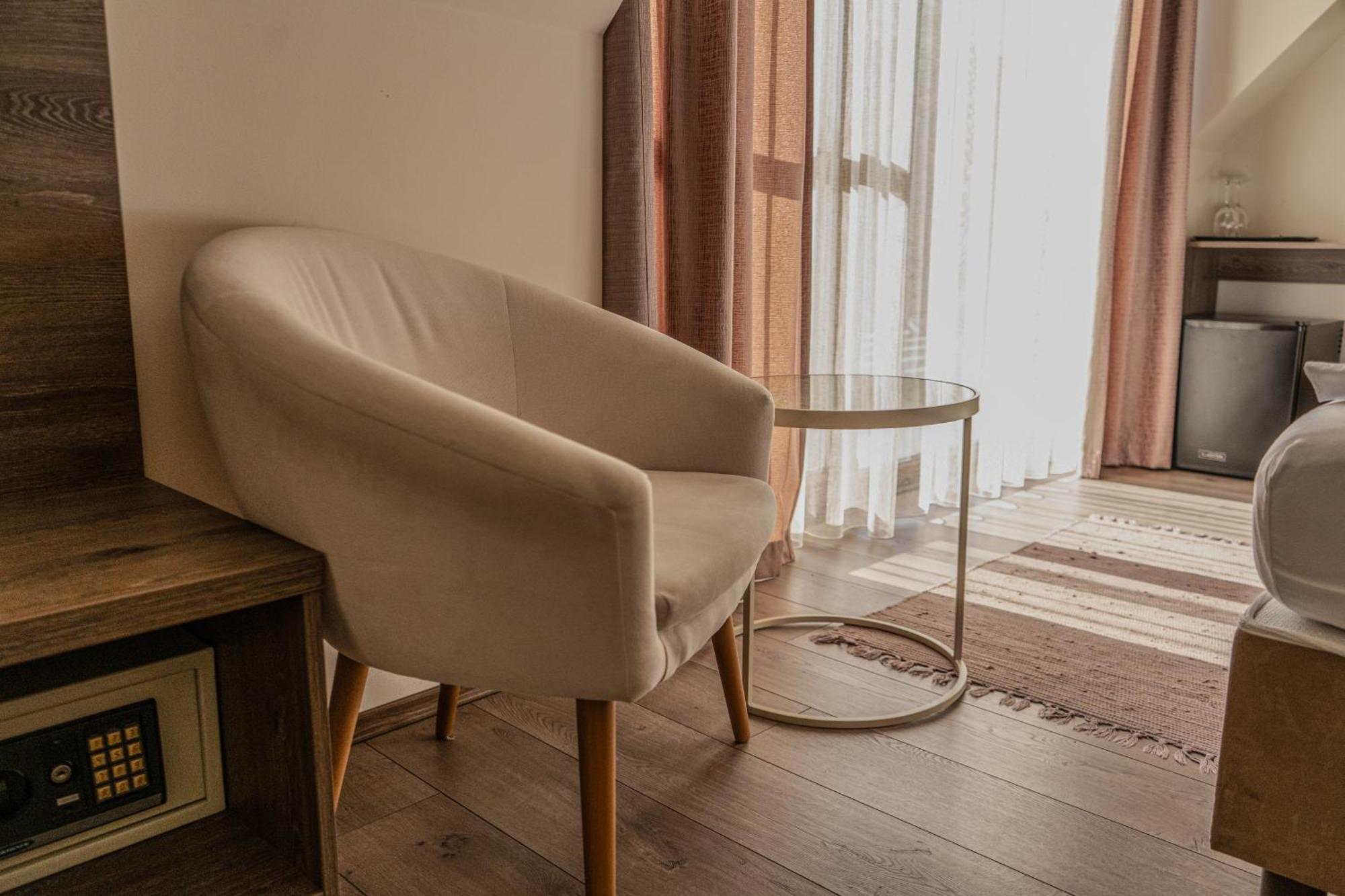 Bed and Breakfast Dreko Panzio & Borbisztro Győrújbarát Exteriér fotografie