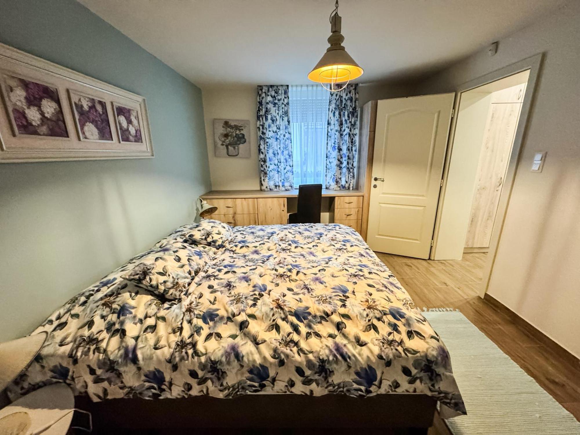 Bed and Breakfast Dreko Panzio & Borbisztro Győrújbarát Exteriér fotografie